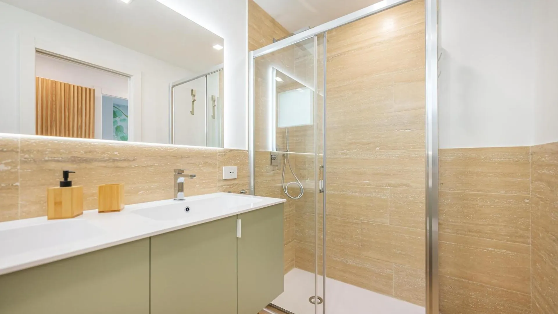 Wave Island B10 Daire Lido di Jesolo